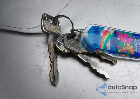 1992 Ford Thunderbird Lx из США, поврежденный, VIN 1FAPP62T7NH130487